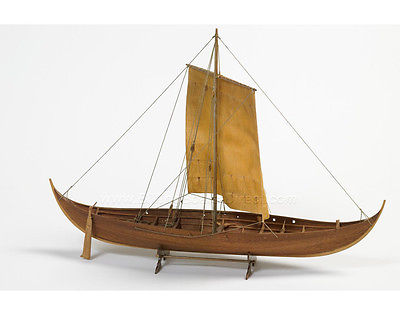Roar Edge Viking Long Boat 1:25
