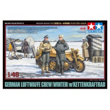 German Luftwaffe Crew (Winter) w/Kettenkraftr